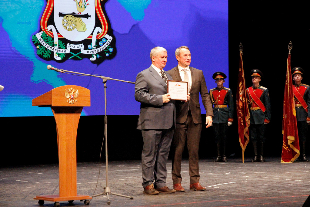 Смоленский полиграфический комбинат отметил 50-летие: люди, власть, партнёрство и развитие